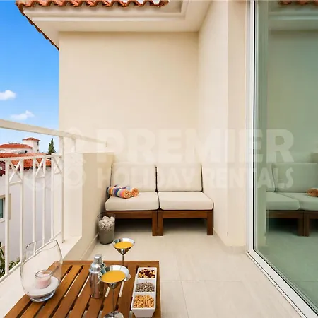 Apartman 2Br Apartment With Pool - El Breeze By Premier *