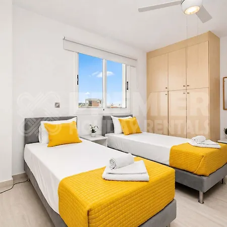 2Br Apartment With Pool - El Breeze By Premier * Paralímni